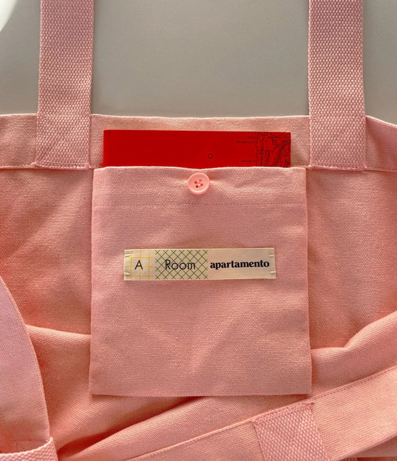 Apartamento Travel Bags