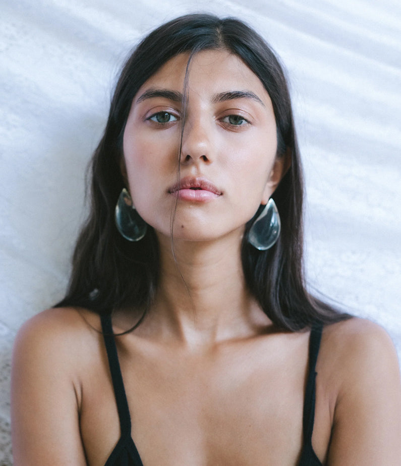 Clear earrings by Mais x Frida