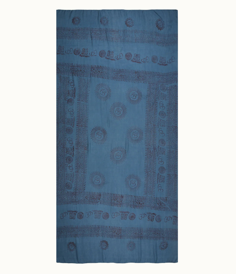 Snakes and Shanti OM Sarong – Azul