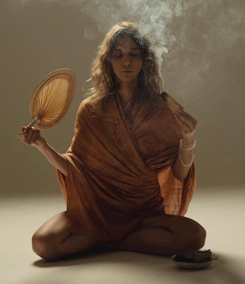 Snakes and Shanti OM Sarong – Sand