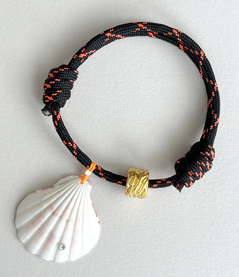 A+Co x hencla – Series III PARAdise bracelet no.4