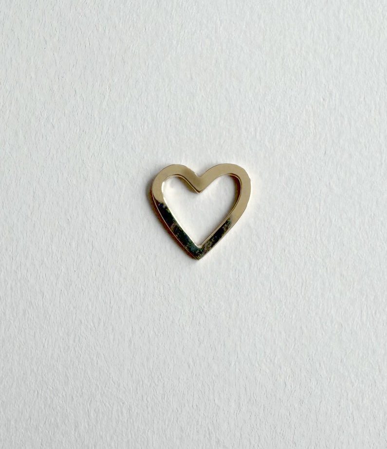 TRØVE Monika Ruggerino x hencla Heart Charm