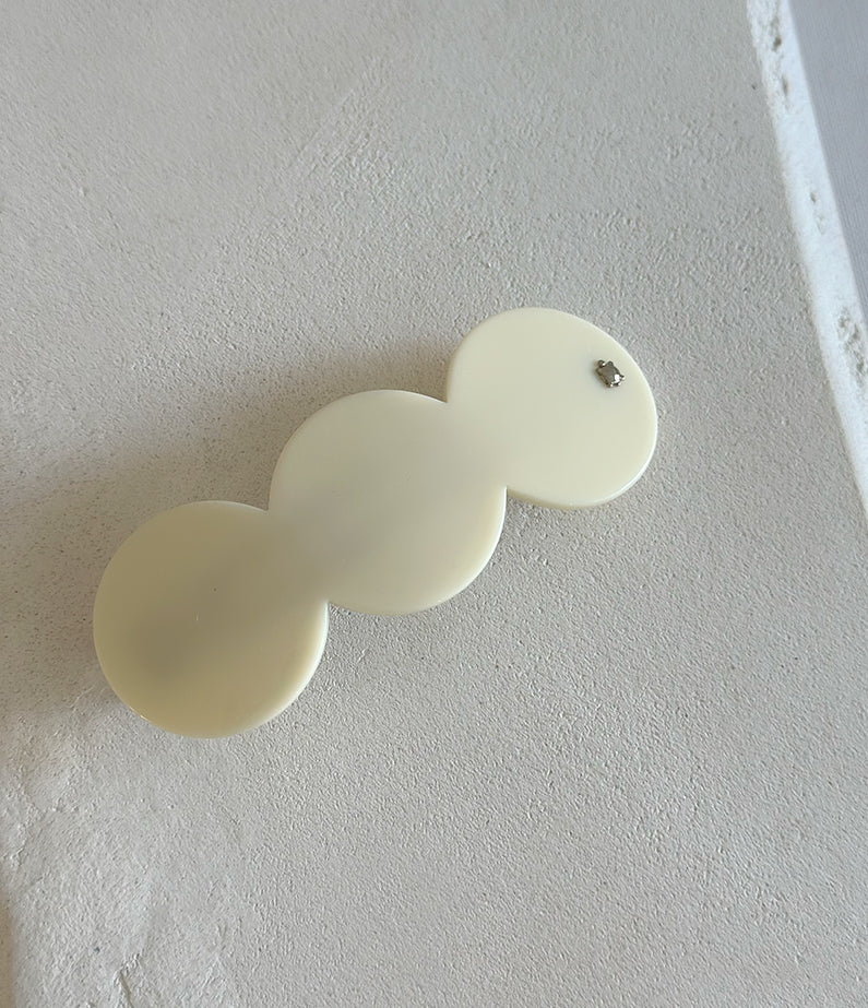 Turtle Story Triplet Barrette - Cream