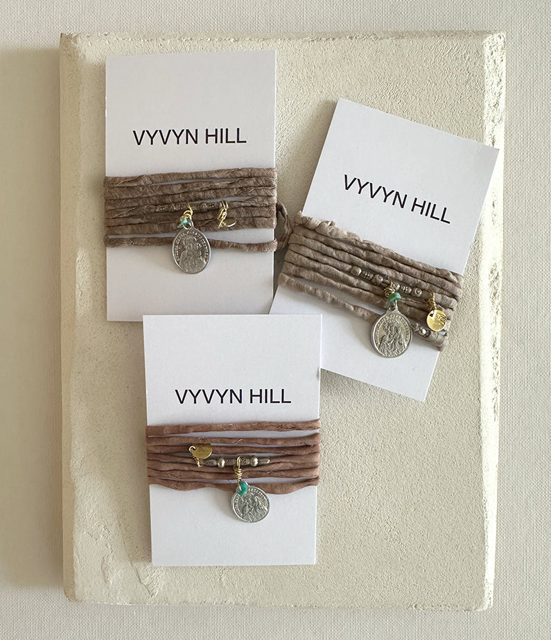 VYVYN HILL Medallion Bracelet