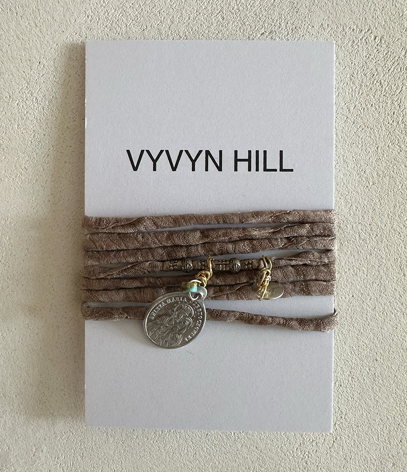 VYVYN HILL Medallion Bracelet