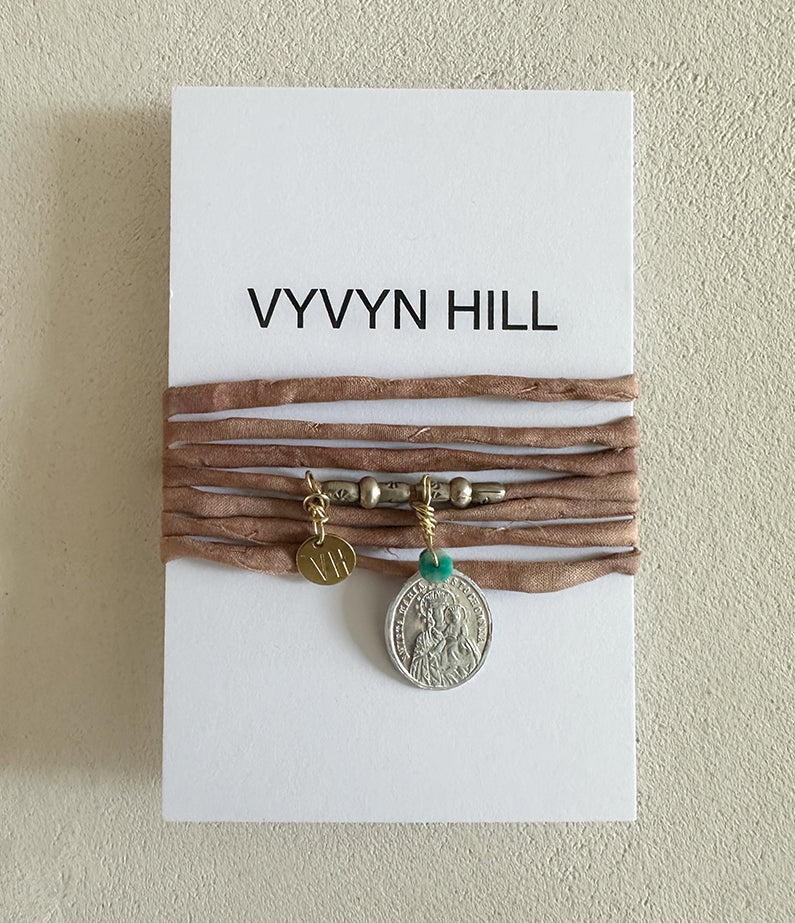 VYVYN HILL Medallion Bracelet