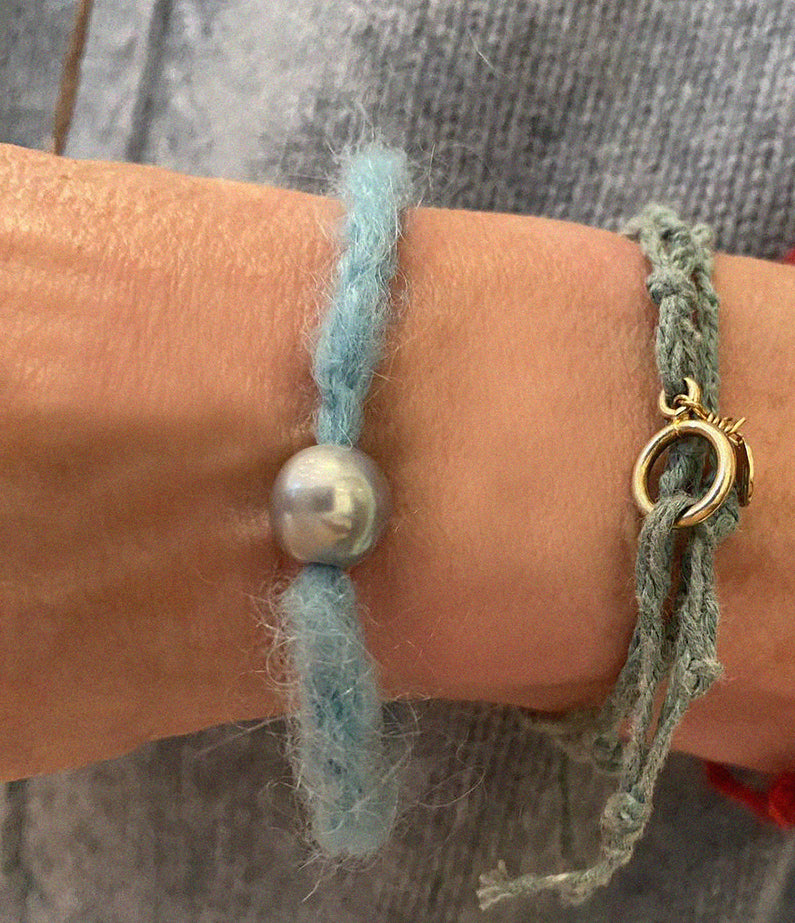 VYVYN HILL Bracelet 29