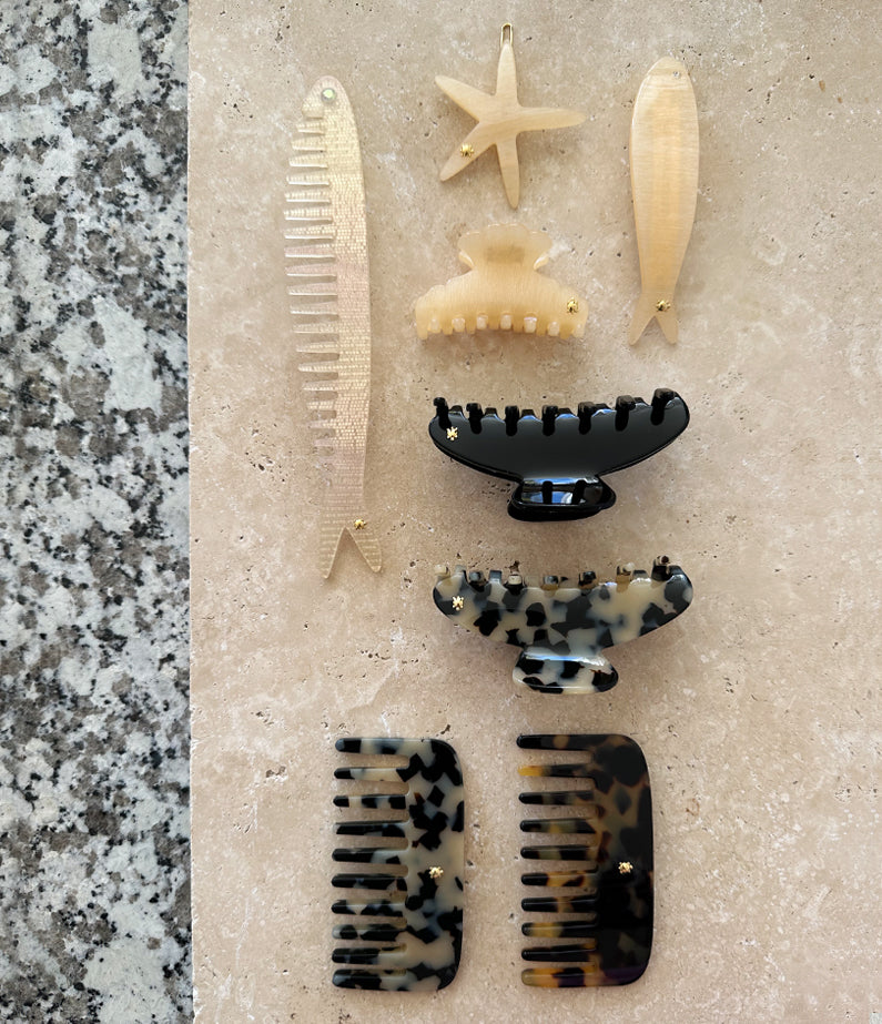 Turtle Story Zoey Comb - Tokyo Light colour