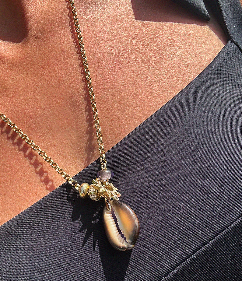 Monika Ruggerino x hencla Cowrie Shell Charm