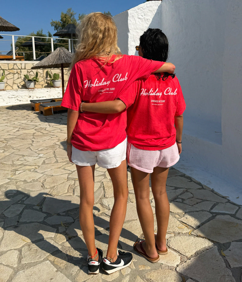 Holiday Club by hencla t-shirt - Paprika