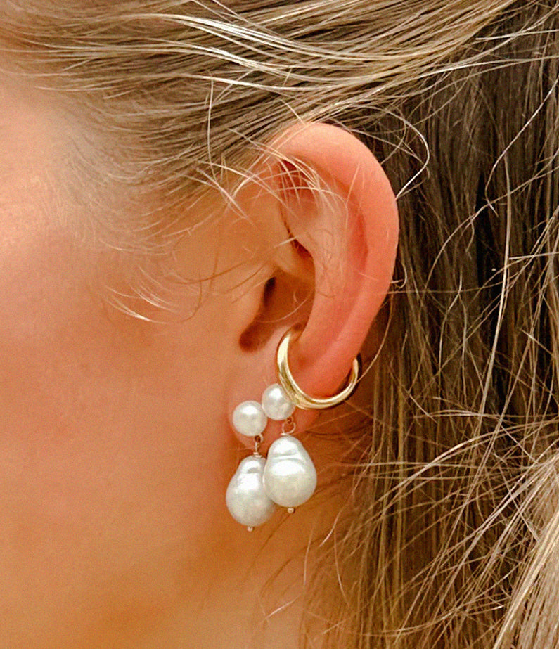 leo pearl earrings by briwok