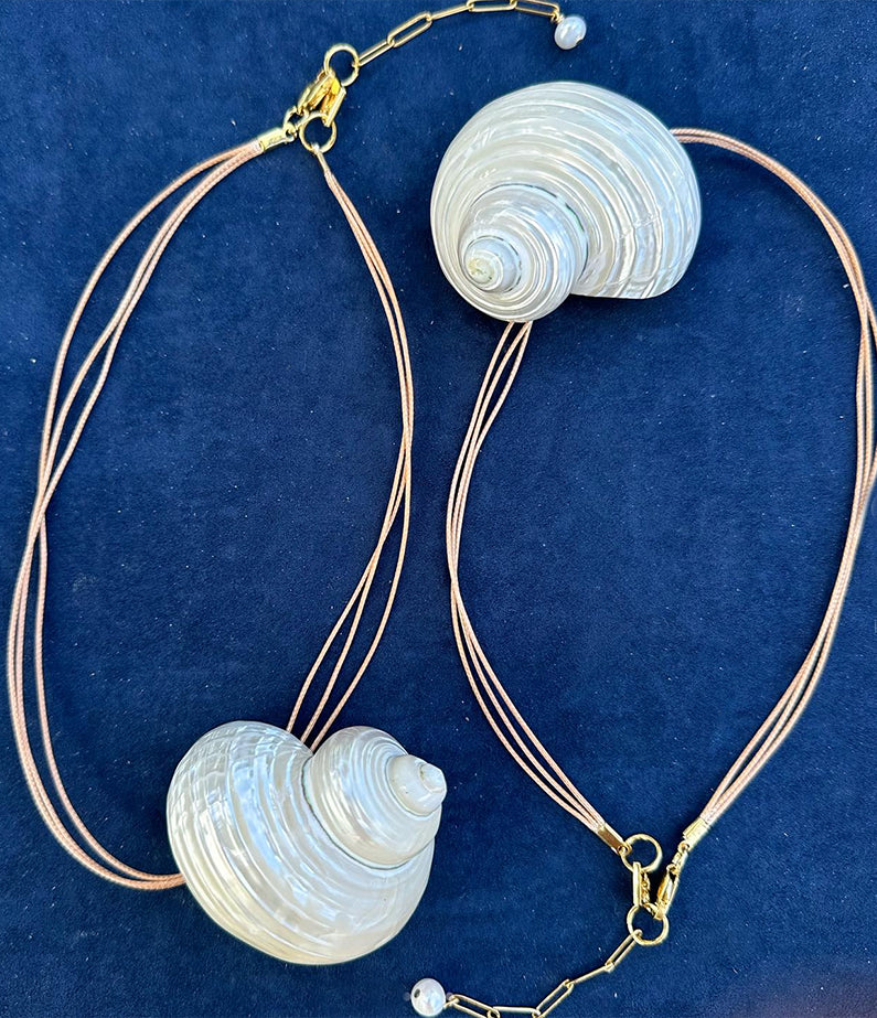 Lucia necklace by briwok