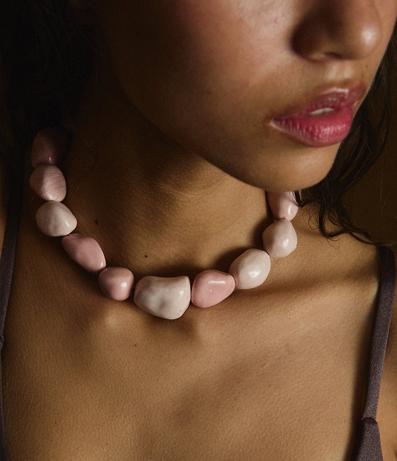 Pebble Necklace – Pearl dust | Earth Age