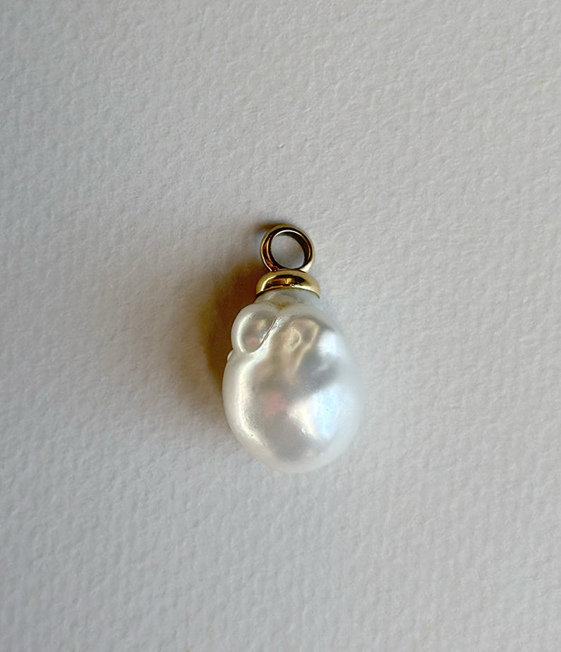 Monika Ruggerino x hencla Pearl Charm