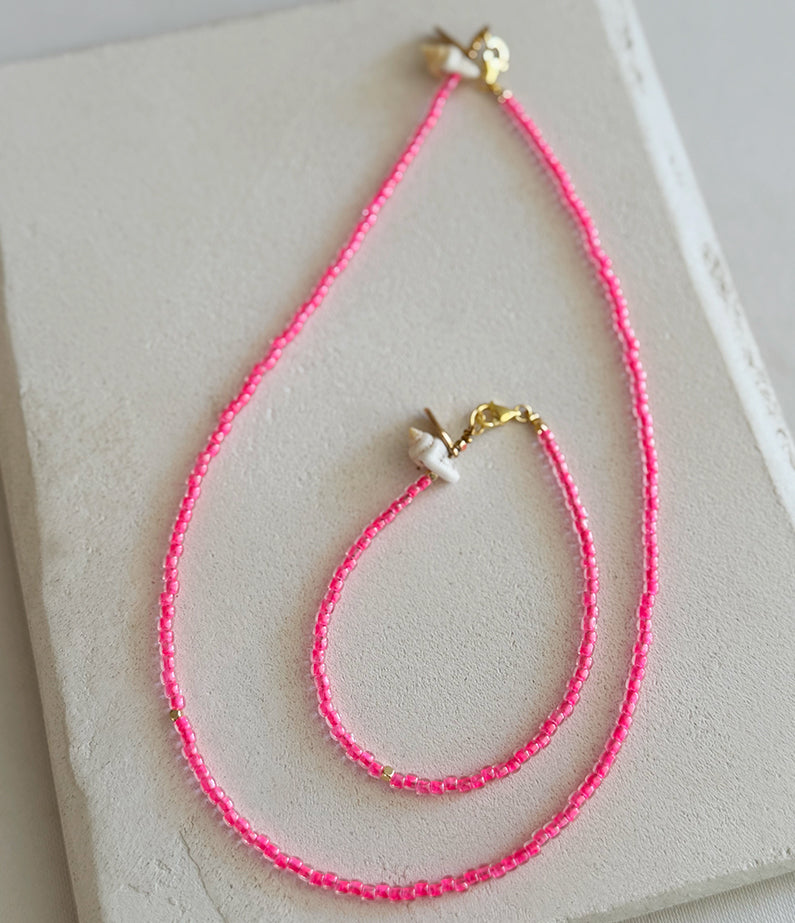 superfine necklace - pink lemonade
