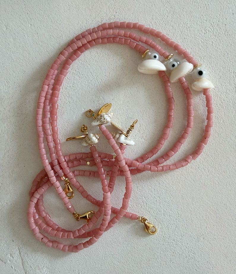 Vacanza Shell Sandcast Midi Necklace