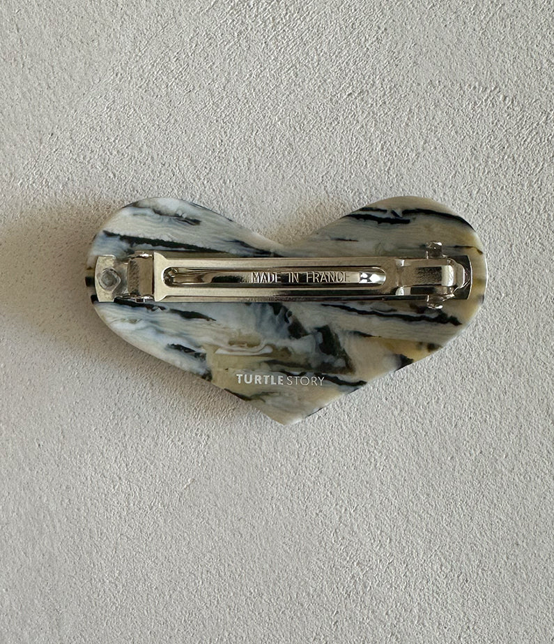 Turtle Story Single Heart Clip - Yellow White Black Blend