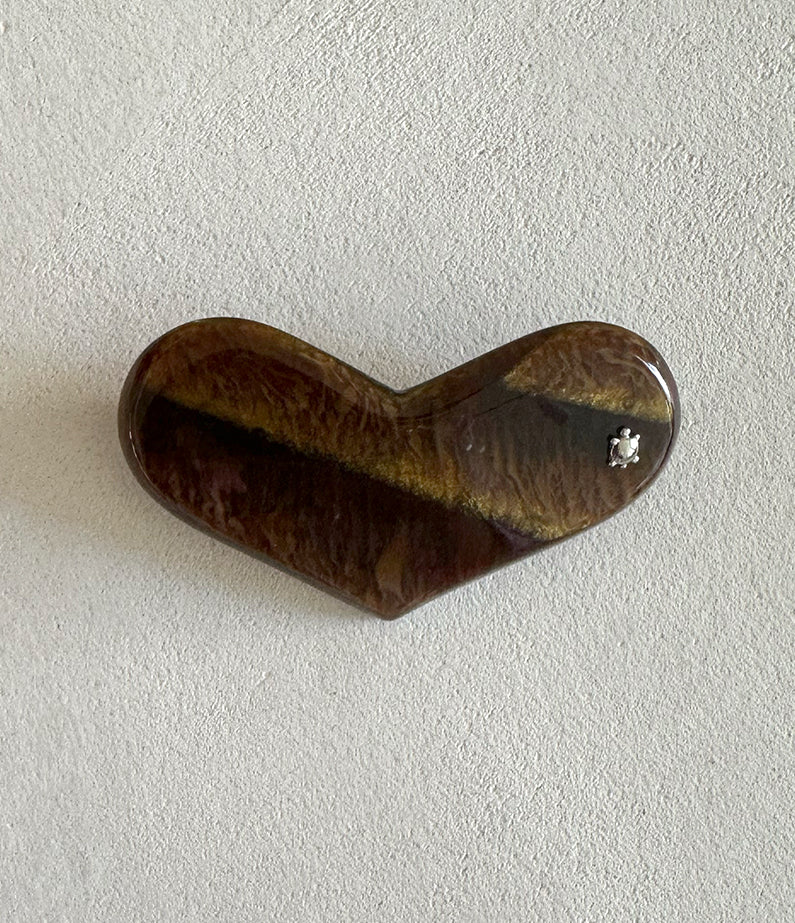 Turtle Story Single Heart Clip
