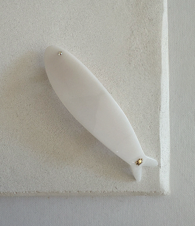 Turtle Story Herring Barrette - White