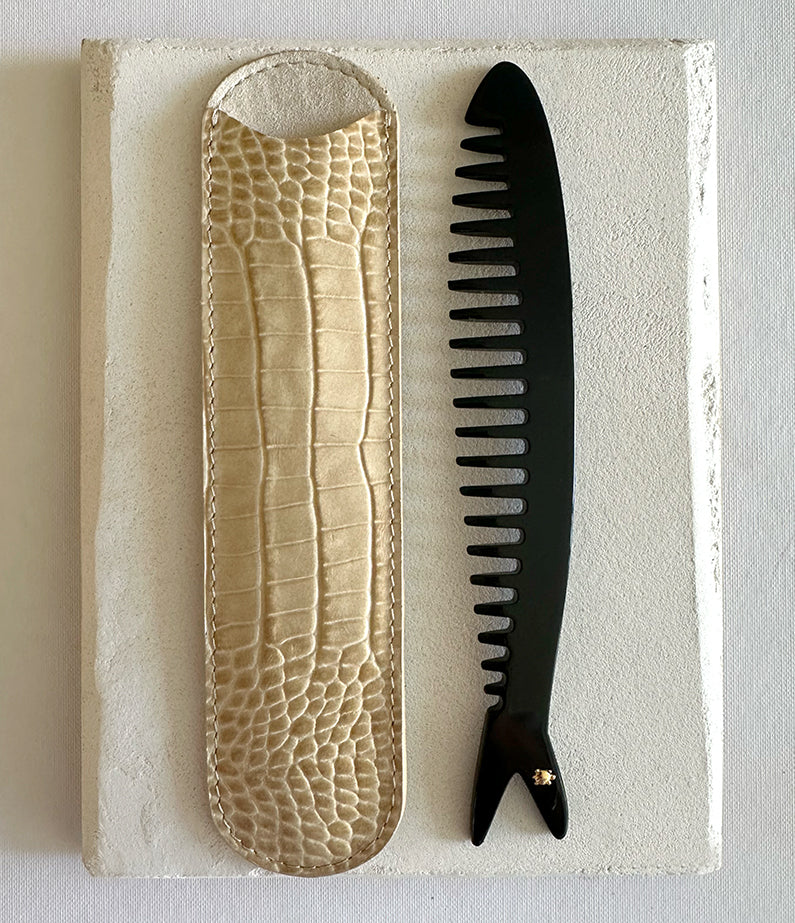 Comic Fish Comb Turtle Story Sardine Comb - Black