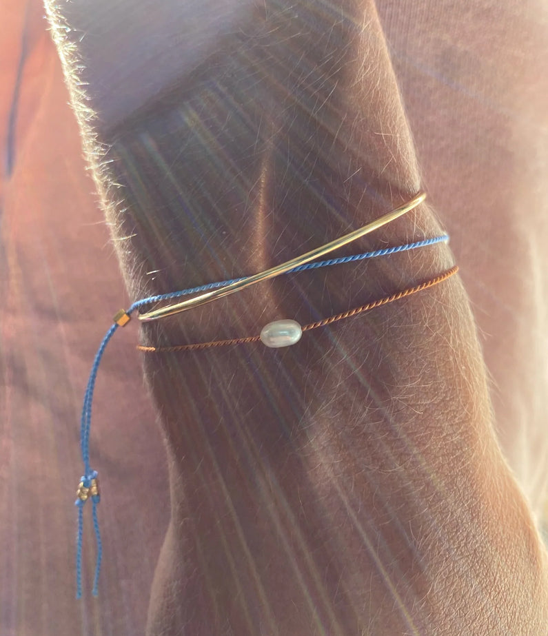 Athena + Co Forget Me Knot Bracelet (rice pearl)