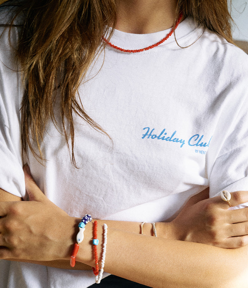 Holiday Club by hencla t-shirt - White