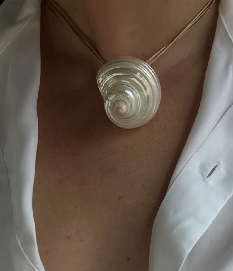 Lucia necklace by briwok