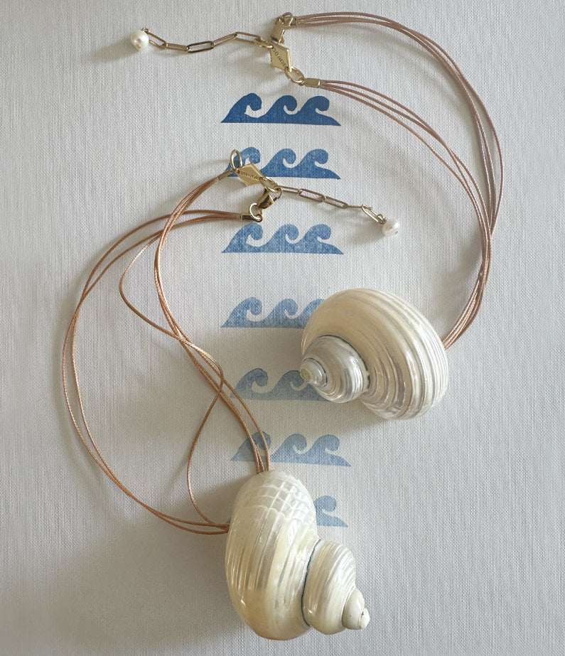 Lucia necklace by briwok