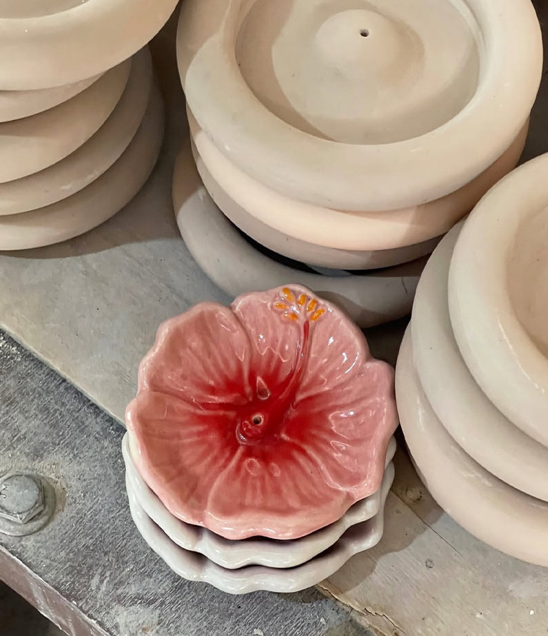Sunset Red Hibiscus Holder – In Time Incense